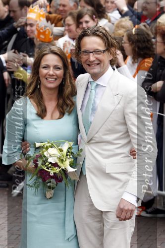 Wemeldinge/Middelburg  30 april 2010
Koningin Beatrix Prins Willem Alexander Prinses Maxima Prins Friso Prinses mabel Wisse Smit Prins Constantijn Prinses laurentien Pieter v Vollenhoven Prinses Margriet Prins Bernhard jr en Prinses Annette Prins Pieter Christiaan Prinses Anita Prins Floris en Prinses Aimee vieren koninginnedag.
Peter Smulders bv