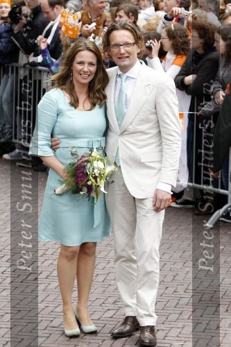 Wemeldinge/Middelburg  30 april 2010
Koningin Beatrix Prins Willem Alexander Prinses Maxima Prins Friso Prinses mabel Wisse Smit Prins Constantijn Prinses laurentien Pieter v Vollenhoven Prinses Margriet Prins Bernhard jr en Prinses Annette Prins Pieter Christiaan Prinses Anita Prins Floris en Prinses Aimee vieren koninginnedag.
Peter Smulders bv