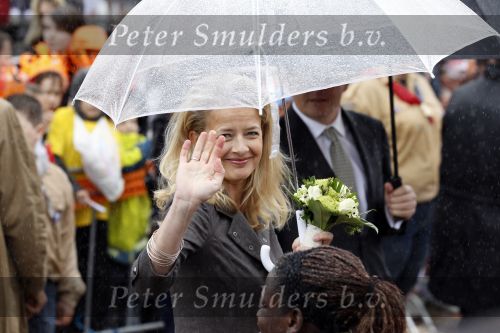 Wemeldinge/Middelburg  30 april 2010
Koningin Beatrix Prins Willem Alexander Prinses Maxima Prins Friso Prinses mabel Wisse Smit Prins Constantijn Prinses laurentien Pieter v Vollenhoven Prinses Margriet Prins Bernhard jr en Prinses Annette Prins Pieter Christiaan Prinses Anita Prins Floris en Prinses Aimee vieren koninginnedag.
Peter Smulders bv