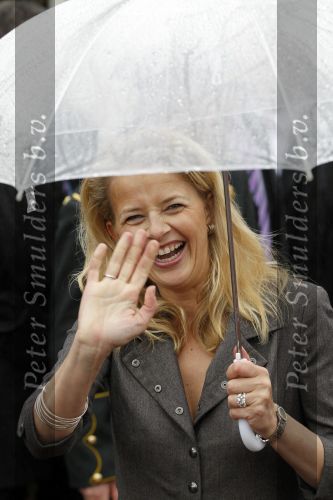 Wemeldinge/Middelburg  30 april 2010
Koningin Beatrix Prins Willem Alexander Prinses Maxima Prins Friso Prinses mabel Wisse Smit Prins Constantijn Prinses laurentien Pieter v Vollenhoven Prinses Margriet Prins Bernhard jr en Prinses Annette Prins Pieter Christiaan Prinses Anita Prins Floris en Prinses Aimee vieren koninginnedag.
Peter Smulders bv