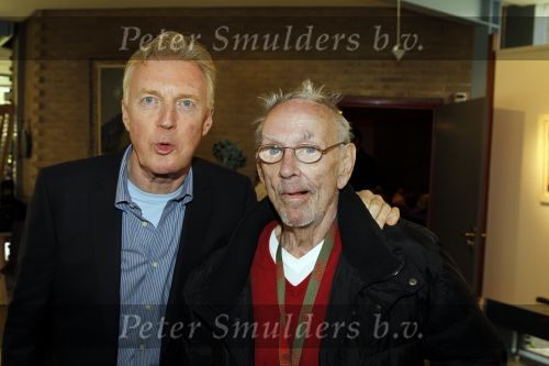 Laren 19 april 2010
Presentatie boek en de 85 e verjaardag van Johnny Kraaijkamp sr in het Rosa Spier huis. Rijk de Gooijer en Andre v Duin
Peter Smulders bv