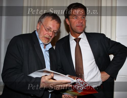 Amsterdam,24 April 2010
Amstel Hotel
Lancering van de gezamelijke Uitgevers, het blad BEST BITES
Rob v Vuure samen met Mark Rutte
Foto Peter Smulders BV