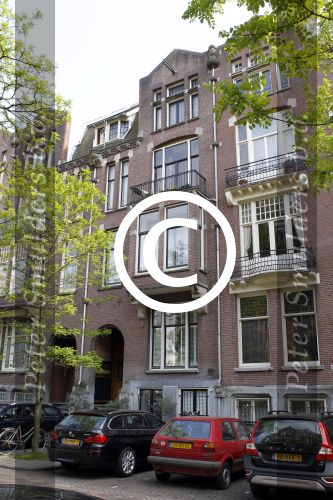 Amsterdam 28 april 2011
Huis Chantal janzen staat te koop.
Peter Smulders bv