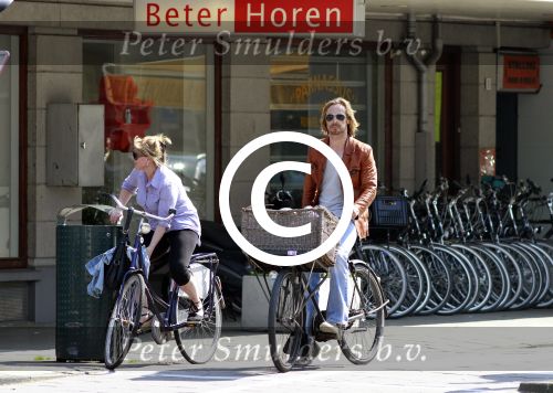 Amsterdam 20 april 2011
Chris Zegers op zijn fiets in Amsterdam.
Peter Smulders bv