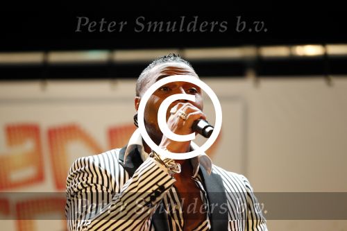 Vleuten 28 april 2011
Presentatie Cast van de musical Daddy Cool met oa Kim Lian v d Meij Ruben Heerenveen Jetty Mathurin Anne Mieke Ruyten en Joanne Telesford. david Goncalves
Peter Smulders bv