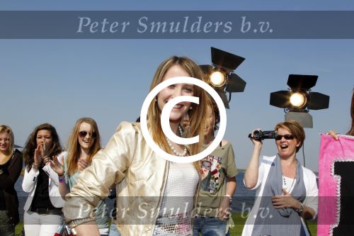 Naarden 18 april 2011
DE X factor finalisten van seizoen 2011 met oa Ralf Wienk Tania Christopher Rochelle Perts Jessica Mougin Adlicious Simran Sway Tim Suyderhoud en Ed Ruyer op rode loper bij golfclub.
Peter Smulders bv