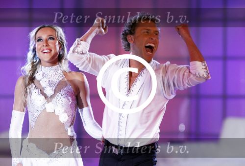 Ede 15 april 2011
Finale van Sterren dansen op het ijs met Michael Boogert en Jenny Smit. Gerard Joling en Nance Cooolen presenteren het programma.
Peter Smulders bv