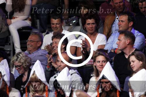 Ede 15 april 2011
Finale van Sterren dansen op het ijs met Michael Boogert en Jenny Smit. Gerard Joling en Nance Cooolen presenteren het programma. ouders en zoon Michael
Peter Smulders bv