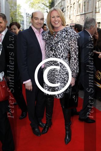 Amsterdam 17 april 2011
Premiere Zorro in het nieuwe de la mar theater. Monique Collignon met man
Peter Smulders bv