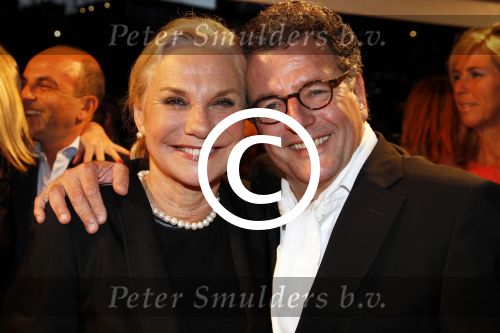 Den Haag 6 april 2011
Premiere alle tijd met oa Paul de leeuw in pathe spuiplein. Monique v d Ven en edwin de Vries
Peter Smulders bv