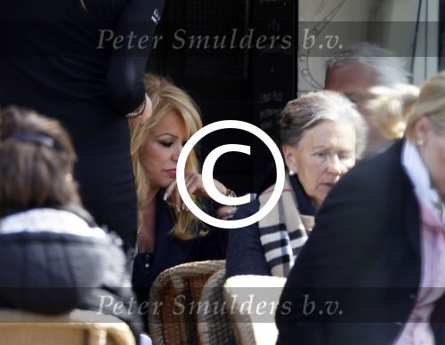 Amsterdam 13 april 2011
Patricia Paay op terras bij de joffers
Peter Smulders bv