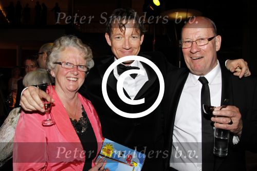 Rotterdam 14 april 2011
Premiere Spamelot in het nieuwe Luxor met in de hoofdrollen oa Johhny Kraaijkamp jr Paul Groot Owen Schumacher en Linda Wagemakers. paul Groot met ouders
Peter Smulders bv