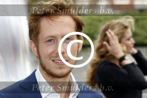 Amsterdam 7 april 2011
Presentatie cast Nova Zembla bij het Hilton. Reinout Oerlemans is regisseur en producent en Doutzen Kroes en Robert de Hoog spelen oa in de film.
Peter Smulders bv