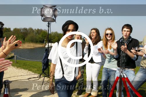 Naarden 18 april 2011
DE X factor finalisten van seizoen 2011 met oa Ralf Wienk Tania Christopher Rochelle Perts Jessica Mougin Adlicious Simran Sway Tim Suyderhoud en Ed Ruyer op rode loper bij golfclub.
Peter Smulders bv
