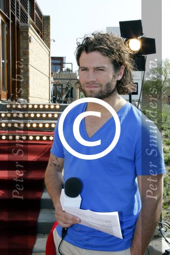 Naarden 18 april 2011
DE X factor finalisten van seizoen 2011 met oa Ralf Wienk Tania Christopher Rochelle Perts Jessica Mougin Adlicious Simran Sway Tim Suyderhoud en Ed Ruyer op rode loper bij golfclub. Sacha Visser
Peter Smulders bv