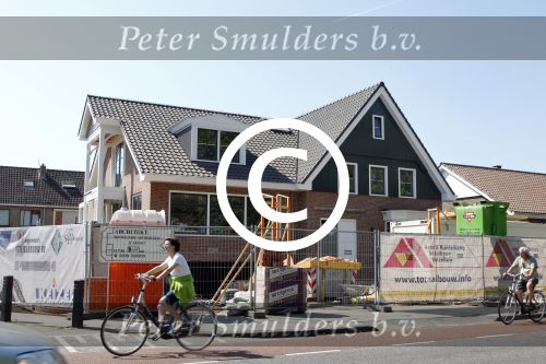 Volendam 25 april 2011
Het huis van Simon Keizer in aanbouw.
Peter Smulders bv