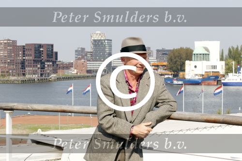 Rotterdam 18 april 2011
Presentatie cd Sjoerd Pleijsier op de boot SS Rotterdam.
Peter Smulders bv