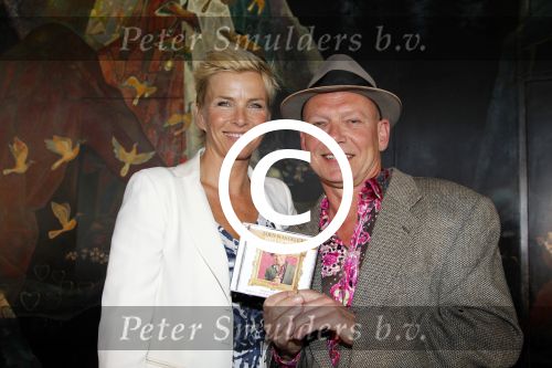 Rotterdam 18 april 2011
Presentatie cd Sjoerd Pleijsier op de boot SS Rotterdam. Anita Witzier
Peter Smulders bv
