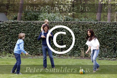 Bilthoven 16 april 2011
Susan Blokhuis met kinderen Sara en Gijs en vriend Michel Arendsen
Peter Smulders bv