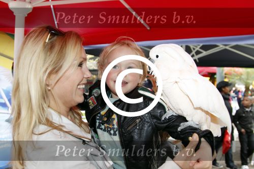 Amsterdam 16 april 2011
Premiere Rio bij pathe Arena. Charly Luske Tanja Jess met zoons
Peter Smulders bv
