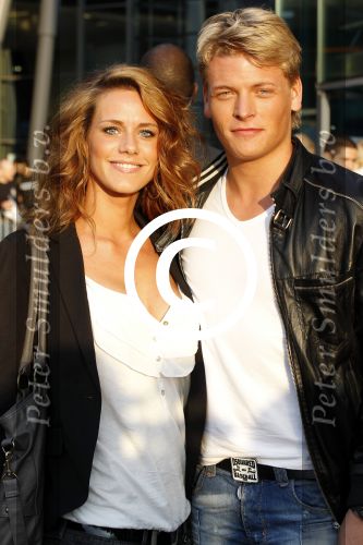 Amsterdam 26 april 2011
Premiere to fast & Furious in Pathe arena met aan wezig hoofdrolspelers Paul Walker en Dwayne Johnson. Thomas Berge met ( een) vriendin hand in hand
Peter Smulders bv