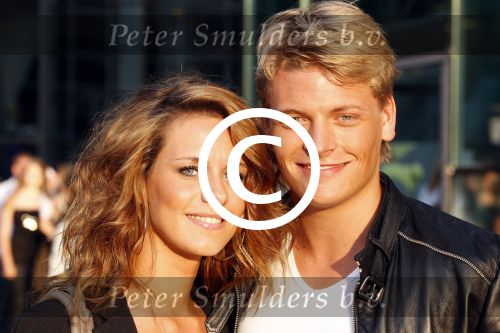 Amsterdam 26 april 2011
Premiere to fast & Furious in Pathe arena met aan wezig hoofdrolspelers Paul Walker en Dwayne Johnson. Thomas Berge met ( een) vriendin hand in hand
Peter Smulders bv