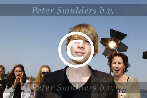 Naarden 18 april 2011
DE X factor finalisten van seizoen 2011 met oa Ralf Wienk Tania Christopher Rochelle Perts Jessica Mougin Adlicious Simran Sway Tim Suyderhoud en Ed Ruyer op rode loper bij golfclub.
Peter Smulders bv