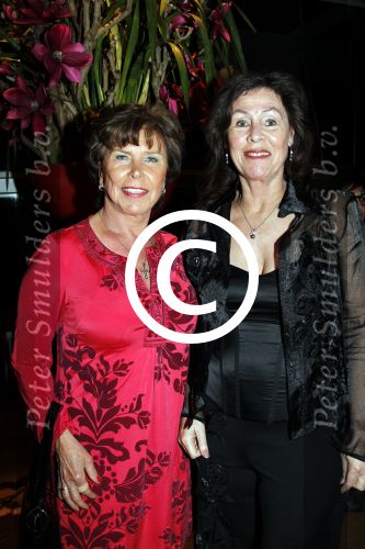 Rotterdam 14 april 2011
Premiere Spamelot in het nieuwe Luxor met in de hoofdrollen oa Johhny Kraaijkamp jr Paul Groot Owen Schumacher en Linda Wagemakers. Tine Boskamp met een vriendin
Peter Smulders bv