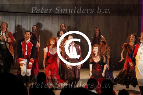 Amsterdam 17 april 2011
Premiere Zorro in het nieuwe de la mar theater. cast met Tommie Christiaan Rene v Kooten Thom Hoffman Michelle Splietelhof Lone v Roosendaal en David davidse
Peter Smulders bv