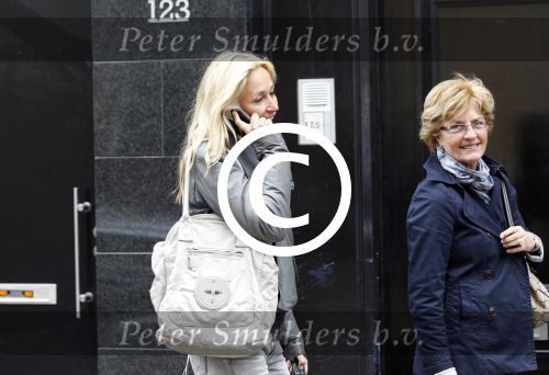 Amsterdam 14 april 2011
Wendy v Dijk met haar moeder en tevens beste vriendin op de pc hooftstraat
Peter Smulders bv