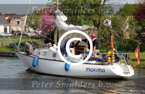 Workum, 22 April 2011 
Zeilboot met de naam MAXIMA met Duitse vlag
Foto Peter Smulders Bv