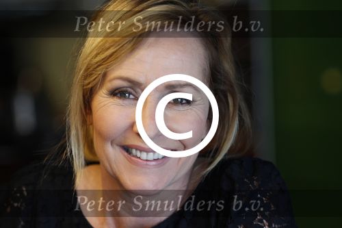 Amsterdam Duivendrecht 25 april 2012
Leontine Borsato en Angela Groothuizen koken tegen elkaar ivm 2x per dag groete en fruit campagne.
Peter Smulders bv