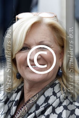 Amsterdam 24 april 2012
Presentatie l Homo met Linda de Mol en op de cover kussend Thijs Romer en Tygo Gernandt. Anita Meyer 
Peter Smulders bv