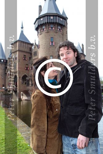 Haarzuilens 25 april 2012
Presentatie expositie trouwjurken van div bn ers waaronder Daphne Deckers, Frans en Mariska Bauer, Thierry Duval en Belinda Meuldijk, Laura Fyji met man Kristel Hoekstra met zoon Linda Wagemakers bij kasteel de Haar.
Peter Smulders bv