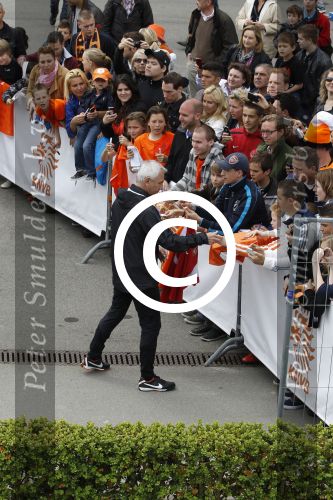 Lausanne, 17 en 18 Mei 2012
Het Nederlands elftal op trainingskamp op weg naar het EK 2012
Bert v Marwijk
Foto Peter Smulders BV