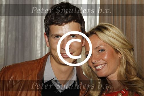 Amsterdam, 3 Mei 2012 Presentatie Nieuw Magazine RAFAEL in Cafe Vak zuid, Olympisch Stadion.
Candy Dulfer met partner
Foto Peter Smulders BV