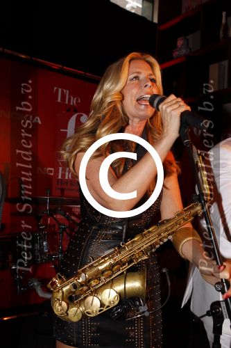 Amsterdam 23 april 2012
Presentatie nieuwe magazin Fab in restaurant Sucre. Candy Dulfer
Peter Smulders bv