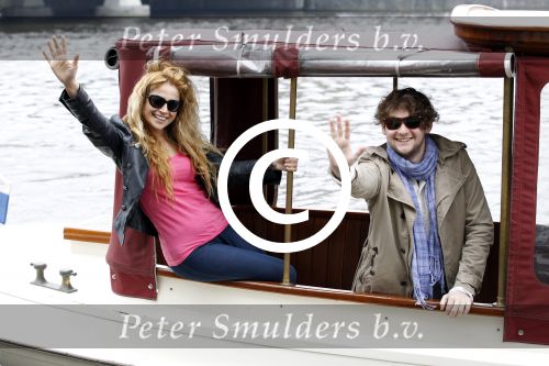 Amsterdam 20 april 2012
Jan Slagter gaat met de winnaars van het songfestival 2011
Ell en Nikki uit Azerbeidzjan varen op de amsterdamse grachten.
Peter Smulders bv