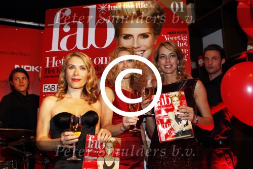 Amsterdam 23 april 2012
Presentatie nieuwe magazin Fab in restaurant Sucre. Elle v Rijn Marion Pauw en hoofdredaktrice Claudia Straatman
Peter Smulders bv