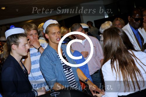 Amsterdam 20 mei 2012
Tijdens de Toppers in Concert te ArenA Amsterdam is Ferry Doedens gecontroleerd op drugs. Ferry Doedens hier op de foto liet dat duidelijk merken
Foto Peter Smulders BV