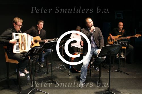 Oss, 23 April 2012
Persconferentie Frans Bauer met zijn Band voor zijn nieuwe tour door Nederland
Foto Peter Smulders BV