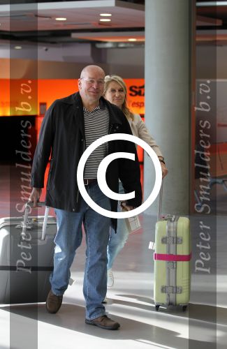 Nice 7 mei 2012
Fred Teeven met zijn vrouw op het vliegveld van Nice.
Peter Smulders bv