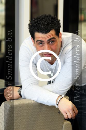 Hoofddorp 14 mei 2012
Kapper Hanni Hanna knipt Fajah lourens. Hanni knipt vele voetballers en bn ers.
Peter Smulders bv