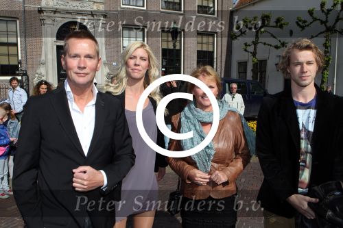 Edam Volendam 12 mei 2012
Trouwen Annemarie Hoek en Simon Keizer in Dam hotel in Edam. Jaap de Witte met vrouw en kinderen
Peter Smulders bv