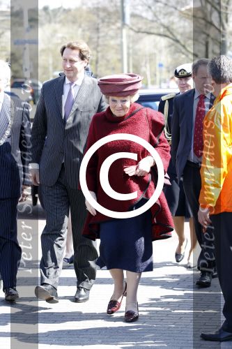 Scheveningen 21 april 2012
Jozias v Aartsen ontvangt koningin Beatrix bij opening Madurodam.
Peter Smulders bv