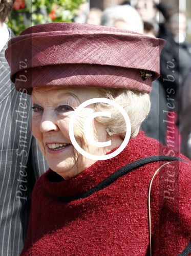 Scheveningen 21 april 2012
Jozias v Aartsen ontvangt koningin Beatrix bij opening Madurodam.
Peter Smulders bv