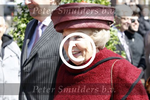 Scheveningen 21 april 2012
Jozias v Aartsen ontvangt koningin Beatrix bij opening Madurodam.
Peter Smulders bv