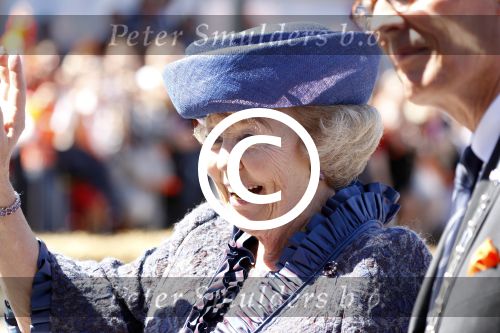 Rhenen en Veenedaal 30 april 2012
Koninginnedag met daarbij aanwezig koningin Beatrix Prins Willem Alexander Prinses Maxima Prins Constantijn Prinses Laurentien Prinses Margrite Prins Maurits Prinses Marilene Prins Bernhard Prinses Annette Prins Pieter Christiaan Prins Floris Prinses Aimee en Pieter v Vollenhoven.
Peter Smulders bv
