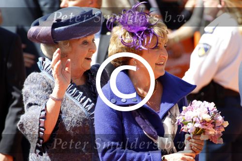 Rhenen en Veenedaal 30 april 2012
Koninginnedag met daarbij aanwezig koningin Beatrix Prins Willem Alexander Prinses Maxima Prins Constantijn Prinses Laurentien Prinses Margrite Prins Maurits Prinses Marilene Prins Bernhard Prinses Annette Prins Pieter Christiaan Prins Floris Prinses Aimee en Pieter v Vollenhoven.
Peter Smulders bv