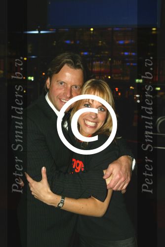 Amsterdam 10 december 2003
Opening Miljonairsbeurs in Rai. Vivian Reys met Lex v d Meyden  Peter Smulders bv